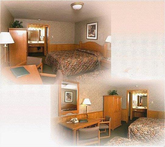 Poulsbo Inn & Suites Δωμάτιο φωτογραφία